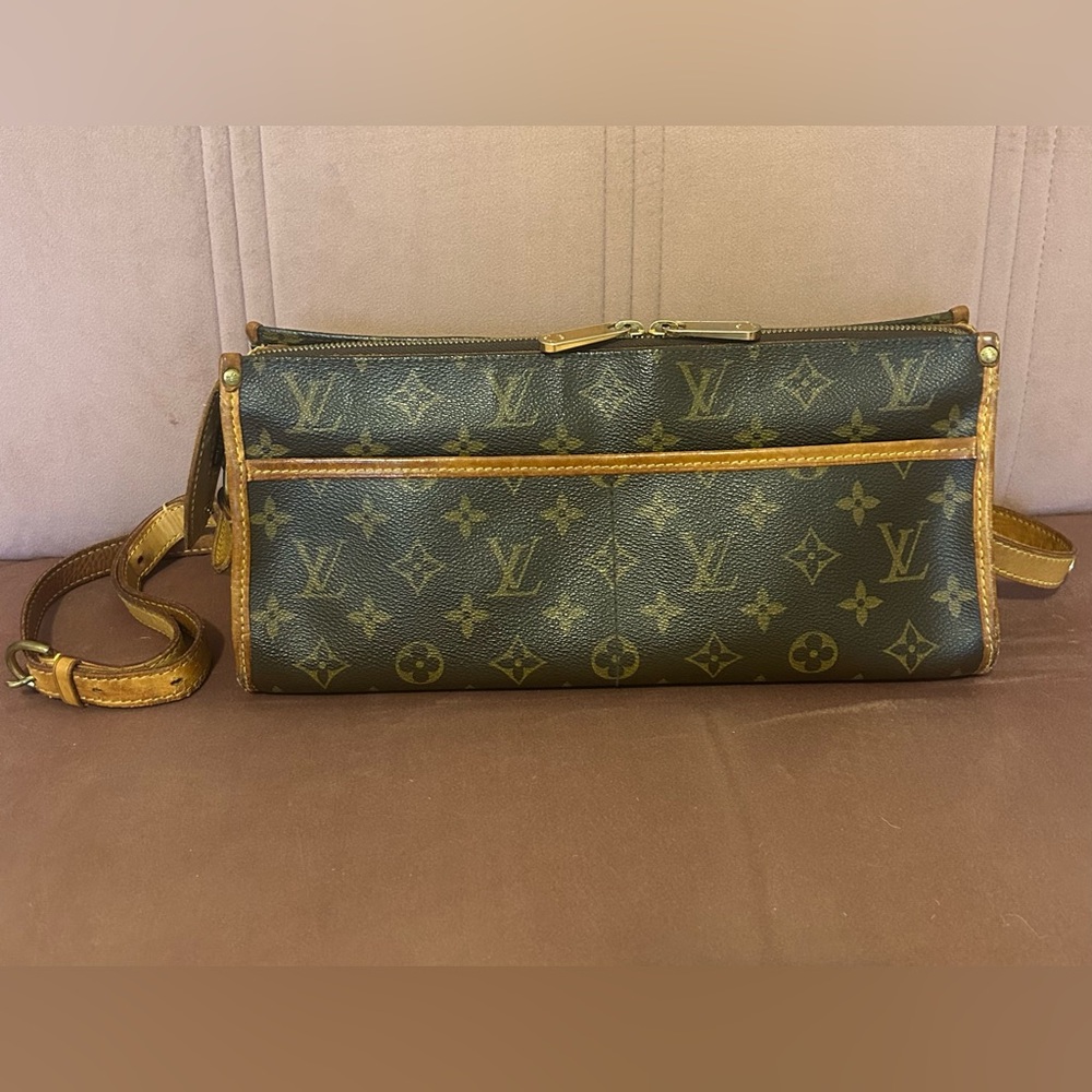 Vintage Authentic Louis Vuitton Monogram Popincourt Triangle Crossbody Bag